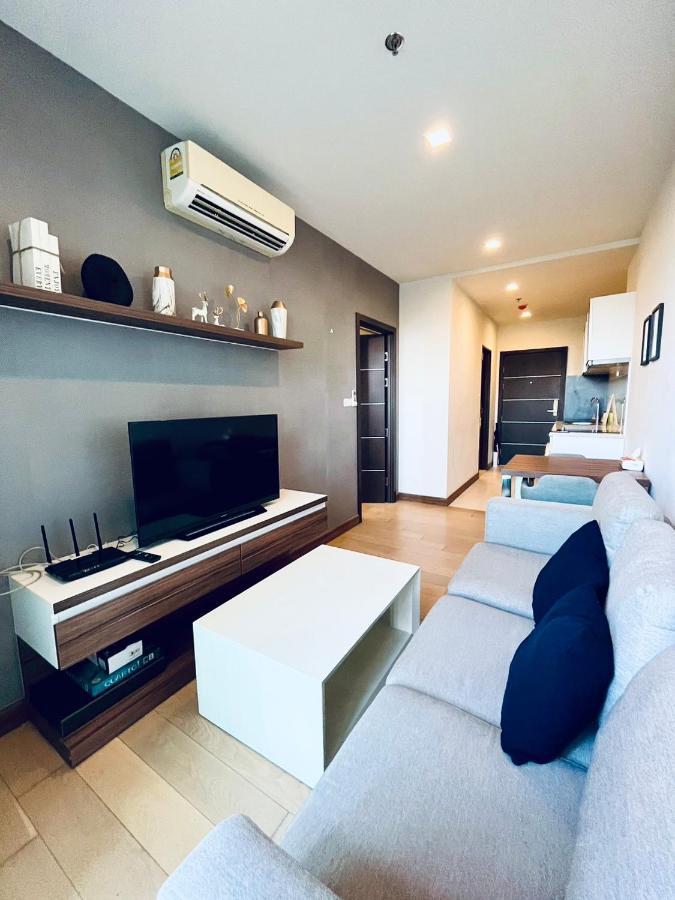 The Astra Condo City Center Chiang Mai Extérieur photo