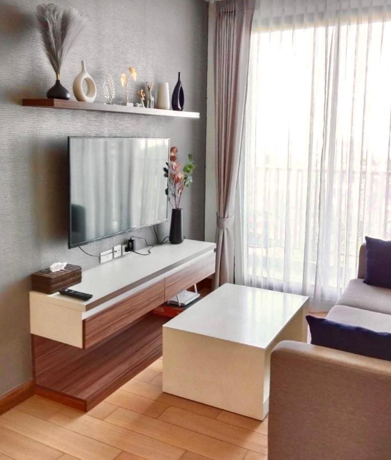 The Astra Condo City Center Chiang Mai Extérieur photo